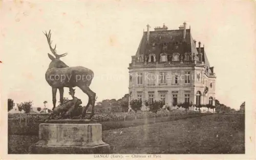 AK / Ansichtskarte Dangu Andelys 27 Eure Château-et-Parc Hirschskulptur Bronzestatue Schloss Park Mansarddach Tierplastik