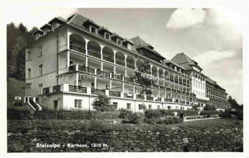 AK / Ansichtskarte Stolzalpe Murau Steiermark AT Kurhaus Sanatorium Gebaeude Wald Balkone Echtfoto