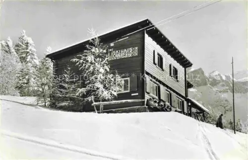 AK / Ansichtskarte Schattdorf UR Skihaus-Oberfeld Sektion-Gotthard SAC Haldiberge Winter Schnee Wald Berge