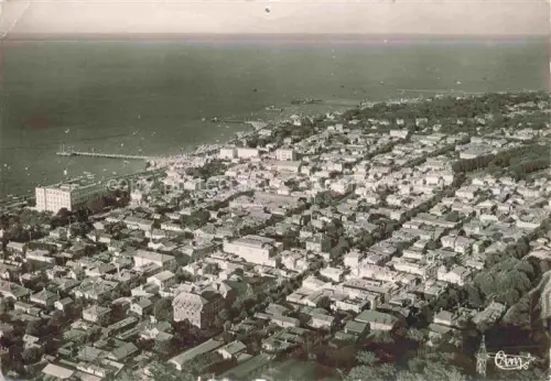 AK / Ansichtskarte ARCACHON 33 Gironde Vue aerienne panoramique sur la Ville