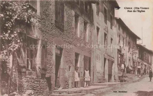 AK / Ansichtskarte Cieux Bellac 87 Haute-Vienne Rue de l'Eglise
