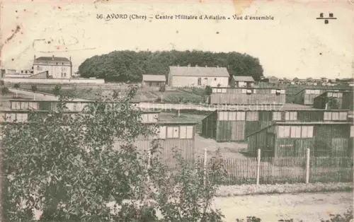 AK / Ansichtskarte Avord BOURGES 18 Cher Centre Militaire d'Aviation Vue d'ensemble