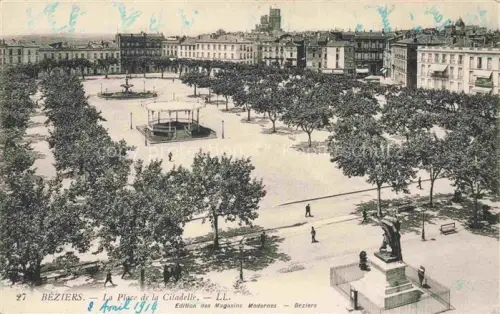AK / Ansichtskarte BEZIERS 34 Herault La Place de la Citadelle