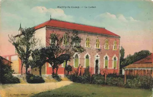 AK / Ansichtskarte Mailly-le-Camp Troyes 10 Aube Casbah maurisch Architektur Backsteingebaeude Militaerlager Baeume Orientalisch Bogenfenster Handkoloriert