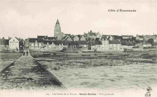AK / Ansichtskarte Saint-Suliac 35 Ille-et-Vilaine Bords-de-la-Rance Rance Côte-d Emeraude Kirche Boote Haeuser Kai