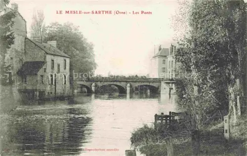 AK / Ansichtskarte Le Mesle-sur-Sarthe Le Mele-sur-Sarthe Alencon 61 Orne Les-Ponts Sarthe Bruecken Fluss Haeuser Baeume