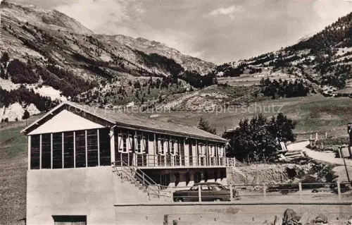 AK / Ansichtskarte Aussois 73 Savoie Chalet-Le-Chamois Berglandschaft Hochalpin Wald Wiesen Alpengebaeude