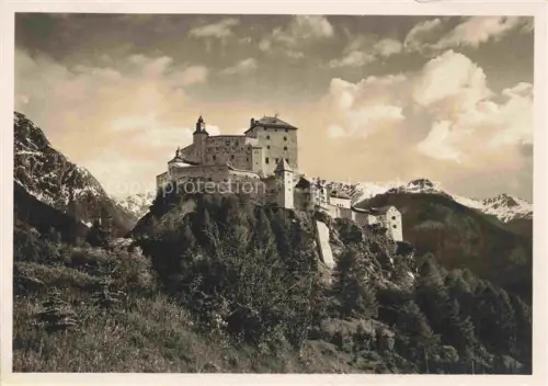 AK / Ansichtskarte Tarasp Schuls Scuol GR Schloss-Tarasp Burg Felsen Berge Alpen Wald Tuerme Schnee
