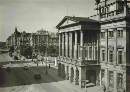AK / Ansichtskarte WROCLAW Breslau PL Oper Opernhaus Saeulen Klassizismus Strassenbahn Strasse Passanten Gruenderzeit