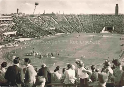 AK / Ansichtskarte Stadion Stadium Estadio-- Leipzig Messestadt 