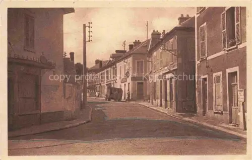 AK / Ansichtskarte Breval Mantes-la-Jolie 78 Yvelines Rue Rene Dahl