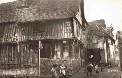 AK / Ansichtskarte HONFLEUR Lisieux 14 Calvados Une des plus vieilles maisons d'Honfleur Rue de l'Homme de Bois