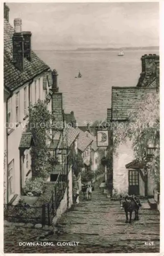 AK / Ansichtskarte Clovelly Bay Torridge UK Down a Long