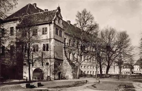 AK / Ansichtskarte Durlach Karlsruhe Baden BW Schloss-Durlach Prinzessenbau Schlossgebaeude Renaissance Torbogen Baeume Karlsruhe-Durlach