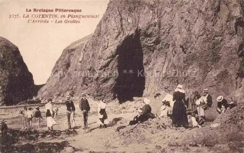 AK / Ansichtskarte Planguenoual Saint-Brieuc 22 Cotes-d Armor La-Cotentin Grottes Hoehlen Felsen Kueste Ausfluegler Spaziergaenger Strand Bretagne