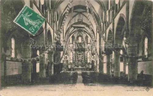 AK / Ansichtskarte St-Cast-le-Guildo DINAN 22 Cotes-d Armor Intérieur-de-l Eglise Kirchenschiff Altar Chor Gewoelbe Saeulen Kirchenbaenke Glasfenster
