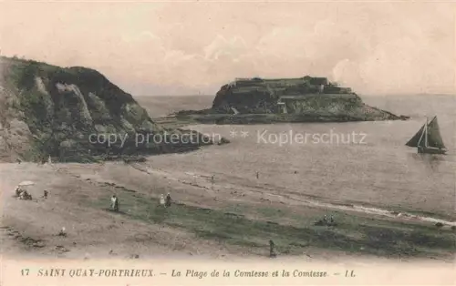 AK / Ansichtskarte Saint-Quay-Portrieux 22 Cotes-d Armor La-Plage-de-la-Comtesse La-Comtesse Strand Badegaeste Insel Fort Segelboot Meer Klippen