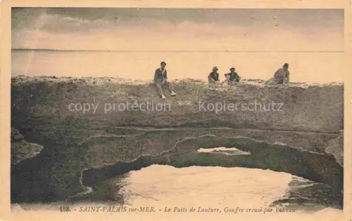 AK / Ansichtskarte SAINT-PALAIS-SUR-MER Rochefort 17 Charente-Maritime Puits-de-Lauture Gouffre Felsbogen Ozean Personen Kueste Meeresgrotte Erosion