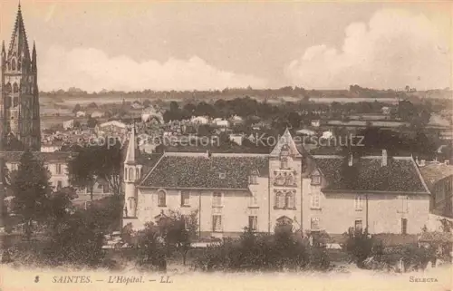 AK / Ansichtskarte SAINTES 17 Charente-Maritime Hôpital Krankenhaus Kirchturm Stadtansicht Daecher Baeume Panorama