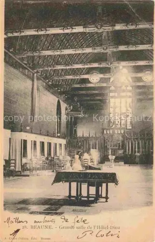 AK / Ansichtskarte BEAUNE 21 Cote-d Or Grande-Salle Hôtel-Dieu Krankensaal Holzdecke Betten Altar Kapelle Innenraum