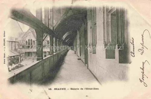 AK / Ansichtskarte BEAUNE 21 Cote-d Or Galerie Hôtel-Dieu Kreuzgang Arkaden Gewoelbe Innenhof Holzgelaender
