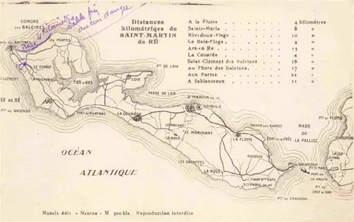 AK / Ansichtskarte Saint-Martin-de-Re La Rochelle 17 Charente-Maritime Landkarte Ile-de-Re Ozean-Atlantique Route Distanzen Citadelle Kueste