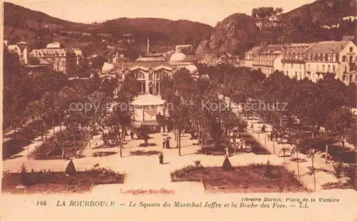 AK / Ansichtskarte Bourboule La Square-du-Maréchal-Joffre Roche-des-Fées Kiosk Park Kurhaus Promenade Baeume