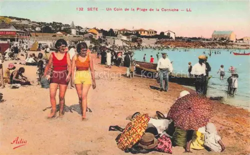 AK / Ansichtskarte SETE Cette Montpellier 34 Herault Plage-de-la-Corniche Badegaeste Frauen Badeanzug Boote Meer Sonnenschirm Kinder