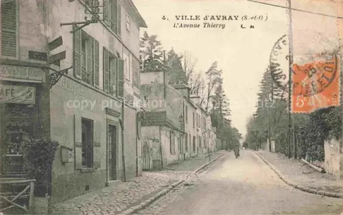 AK / Ansichtskarte Ville-d Avray Boulogne-Billancourt 92 Hauts de Seine Avenue-Thierry Strasse Café Baeume Kopfsteinpflaster Haeuser Passant