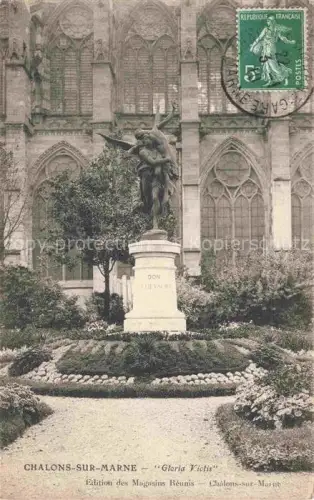 AK / Ansichtskarte Chalons-sur-Vesle 51 Marne Gloria-Victis Denkmal Engel Gefallener Kathedrale Kirchgarten Skulptur