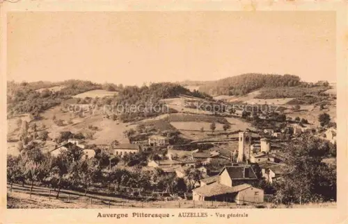 AK / Ansichtskarte Auzelles AMBERT 63 Puy-de-Dome Kirchturm Dorf Felder Huegel Haeuser Weiler Auvergne