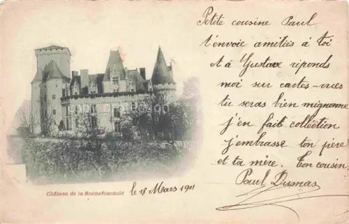 AK / Ansichtskarte La Rochefoucauld Angouleme 16 Charente Schloss Tuerme Spitztuerme Baeume Burganlage Burgmauer