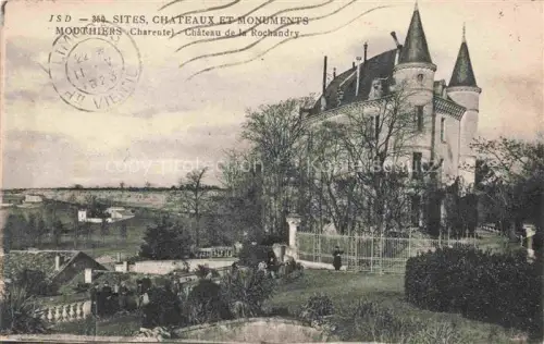 AK / Ansichtskarte Mouthiers-sur-Boeme Angouleme 16 Charente Château-de-la-Rochandry Schloss Spitzturm Park Garten Baeume Wiese