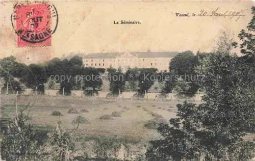 AK / Ansichtskarte Vesoul 70 Haute Saone Le-Séminaire Seminar Gebaeude Wiese Baeume Heuballen