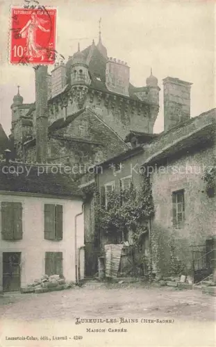 AK / Ansichtskarte Luxeuil-les-Bains LURE 70 Haute-Saone Maison-Carrée Schloss Tuerme Altstadt Haeuser Innenhof