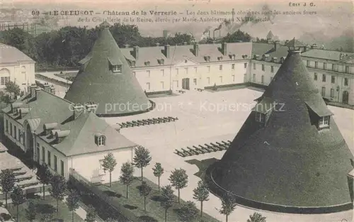 AK / Ansichtskarte Le Creusot AUTUN 71 Saone-et-Loire Château-de-la-Verrerie Cristallerie-de-la-Reine Konische-Tuerme Industrieanlage Fliegeraufnahme Vogelansicht