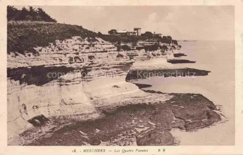 AK / Ansichtskarte Meschers-sur-Gironde Saintes 17 Charente-Maritime Les-Quatre-Pointes Felskueste Kalkfelsen Klippen Meer Gebaeude Kueste