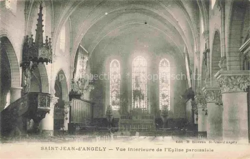 AK / Ansichtskarte Saint-Jean-d Angely 17 Charente-Maritime Kircheninneres Kanzel Buntglasfenster Altar Gewoelbe Kirchenschiff Neugotik