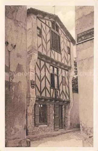 AK / Ansichtskarte St-Clement ILE-DE-RE Saint-Martin-de-Re La Rochelle 17 Charente-Maritime Vieille-Maison Fachwerk Renaissance Rue-Savary-de-Mauleon Holzbalken Erker
