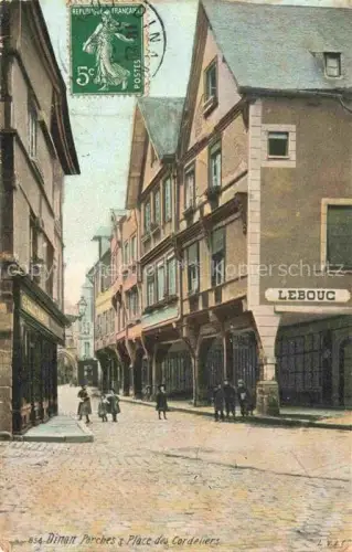 AK / Ansichtskarte DINAN 22 Cotes-d Armor Porches et Place des Cordeliers