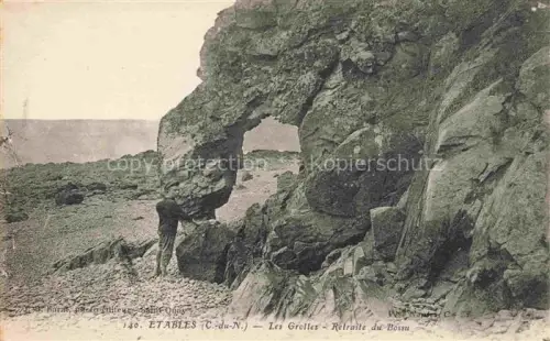AK / Ansichtskarte Etables-sur-Mer Saint-Brieuc 22 Cotes-d Armor Les Grottes Retraite du Bossu