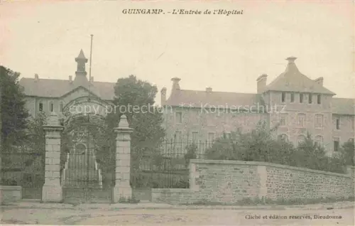 AK / Ansichtskarte GUINGAMP 22 Cotes-d Armor Entrée de l'hôpital