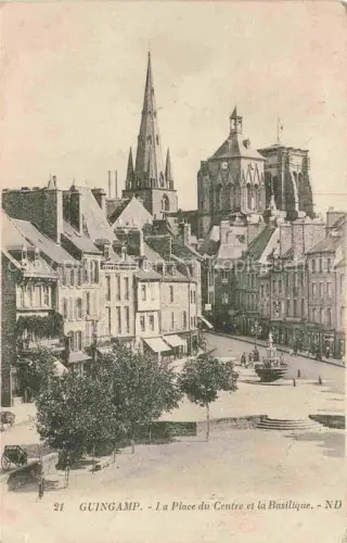 AK / Ansichtskarte GUINGAMP 22 Cotes-d Armor Place du Centre et la Basilique