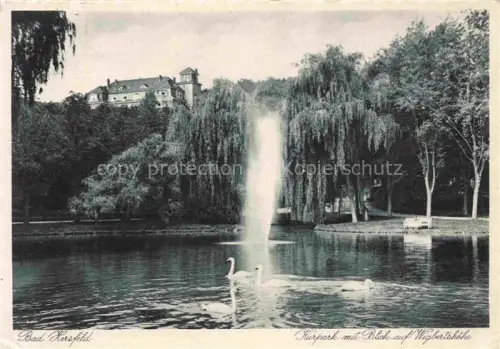 AK / Ansichtskarte BAD HERSFELD Hessen Kurpark Vizbertshoehe Fontaene Schwaene Teich Trauerweide Kurgebaeude