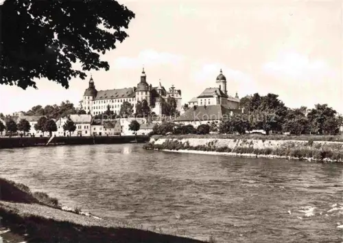 AK / Ansichtskarte Neuburg  Donau Bayern Schloss Donau Residenz Barockkirche Stadtansicht Fluss Ufer