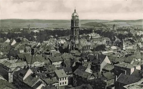 AK / Ansichtskarte Geismar  Goettingen Johanniskirche Stadtpanorama Dachlandschaft Altstadt Kirchturm Huegel Fachwerkstadt