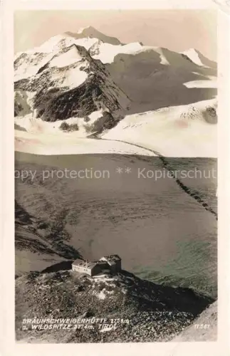 AK / Ansichtskarte Braunschweigerhuette 2759m Imst Tirol AT Braunschweigerhuette Wildspitze Gletscher Hochgebirge Berghuette Firn oetztal-Alpen
