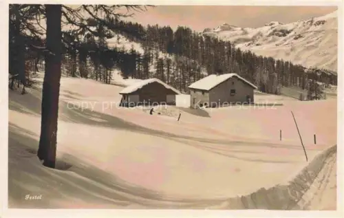 AK / Ansichtskarte Crasta Fextal GR Winterlandschaft Alphuetten Schnee Nadelwald Berge Engadin Skifahrer