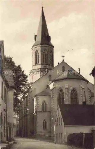 AK / Ansichtskarte Johanngeorgenstadt Erzgebirgskreis Sachsen Evangelisch-lutherische-Stadtkirche Kirchturm Neugotisch Strasse Haeuser Erzgebirge