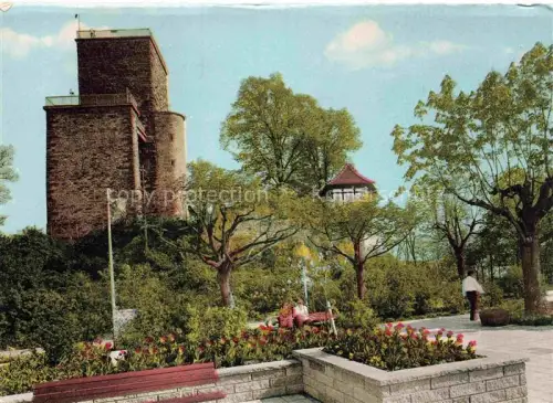 AK / Ansichtskarte Durlach Karlsruhe Baden BW Turmberg Bergfried Park Blumenbeete Spaziergaenger Baeume Bank Burghof Gaststaette